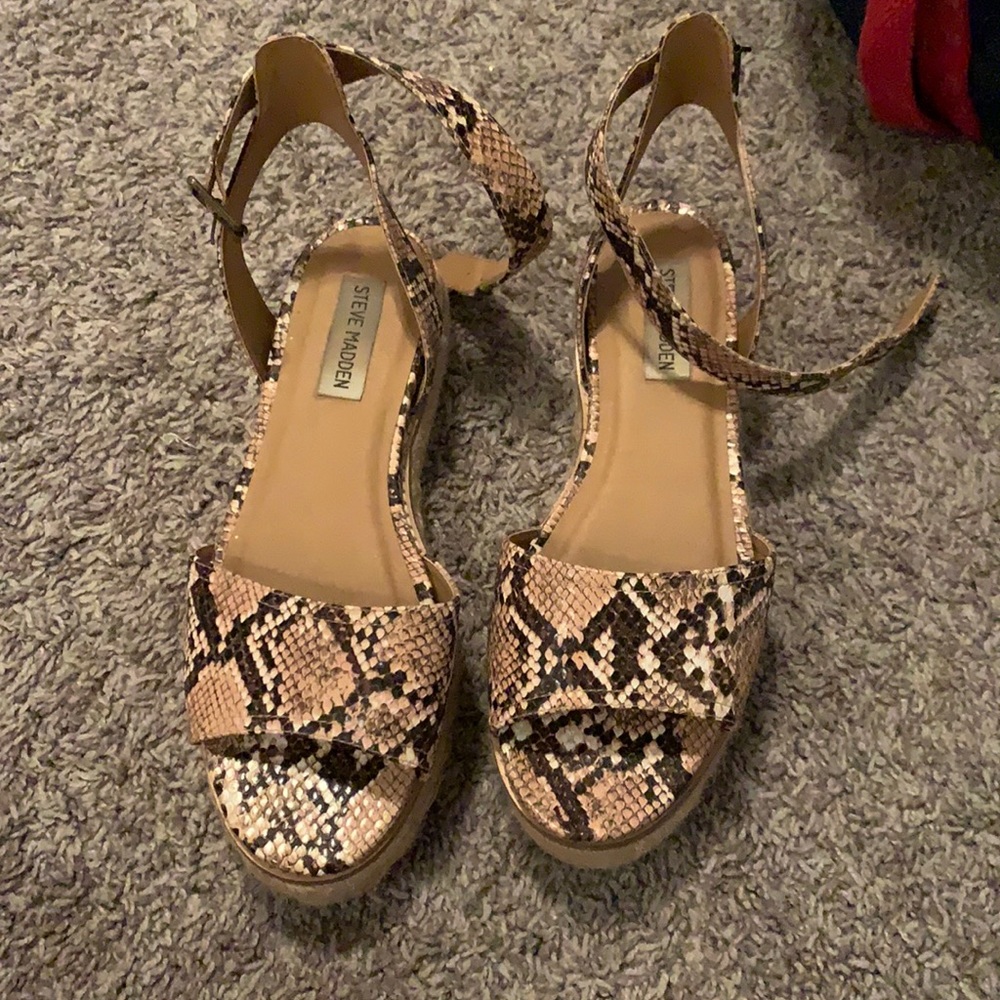 Steve Madden sandals